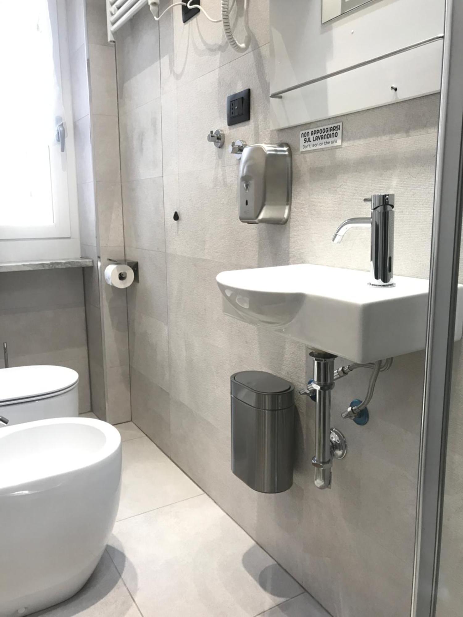 Drooms 4,0 Domotic Smart Self 24H,7 Vicino Treni Porta Susa E Centro Storico 都灵 外观 照片