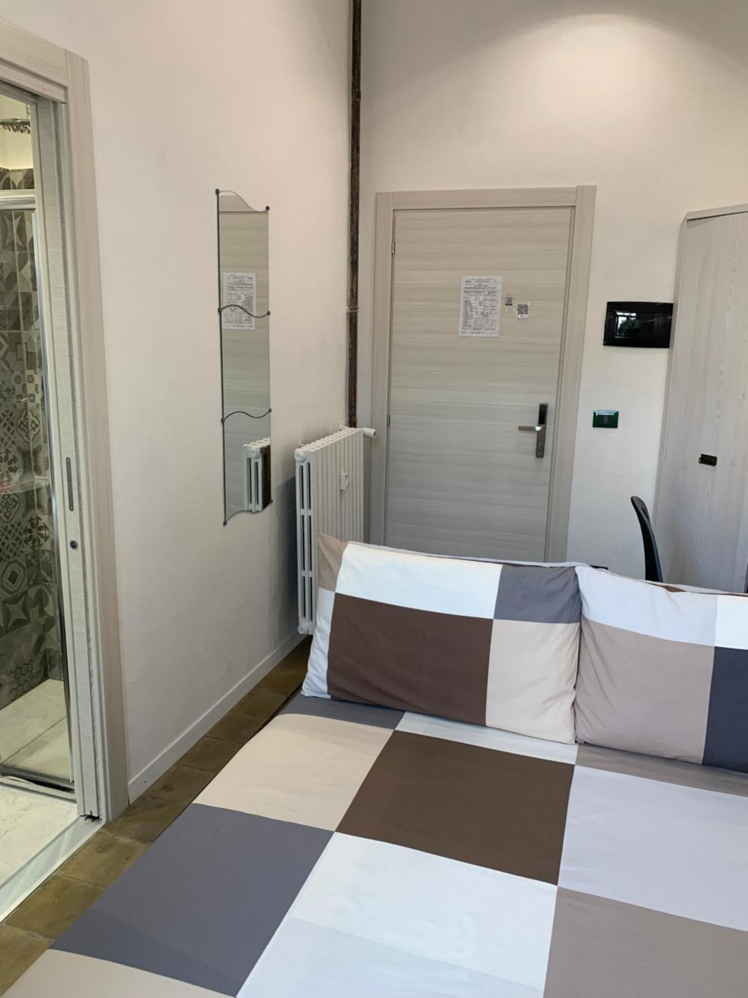 Drooms 4,0 Domotic Smart Self 24H,7 Vicino Treni Porta Susa E Centro Storico 都灵 外观 照片